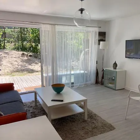 La Garrigue, Au Milieu Des Pins Maritimes... * كوسيك