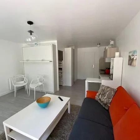 شقة La Garrigue, Au Milieu Des Pins Maritimes...